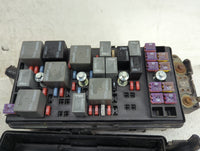 2007-2008 Chevrolet Malibu Fusebox Fuse Box Panel Relay Module P/N:13517831 Fits Fits 2007 2008 OEM Used Auto Parts - Oemuse