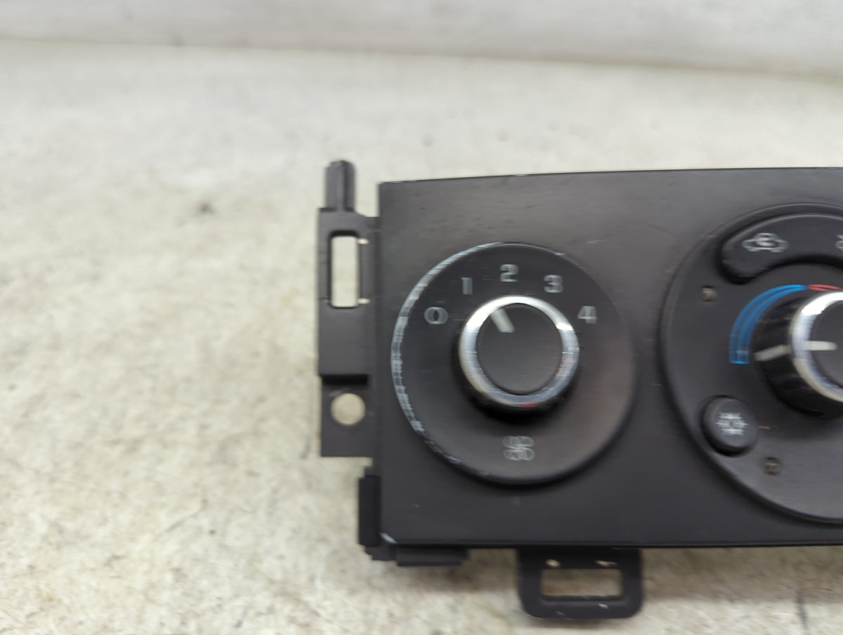 2004-2008 Chevrolet Malibu Climate Control Module Temperature AC/Heater Replacement P/N:28014589 Fits OEM Used Auto Parts - 