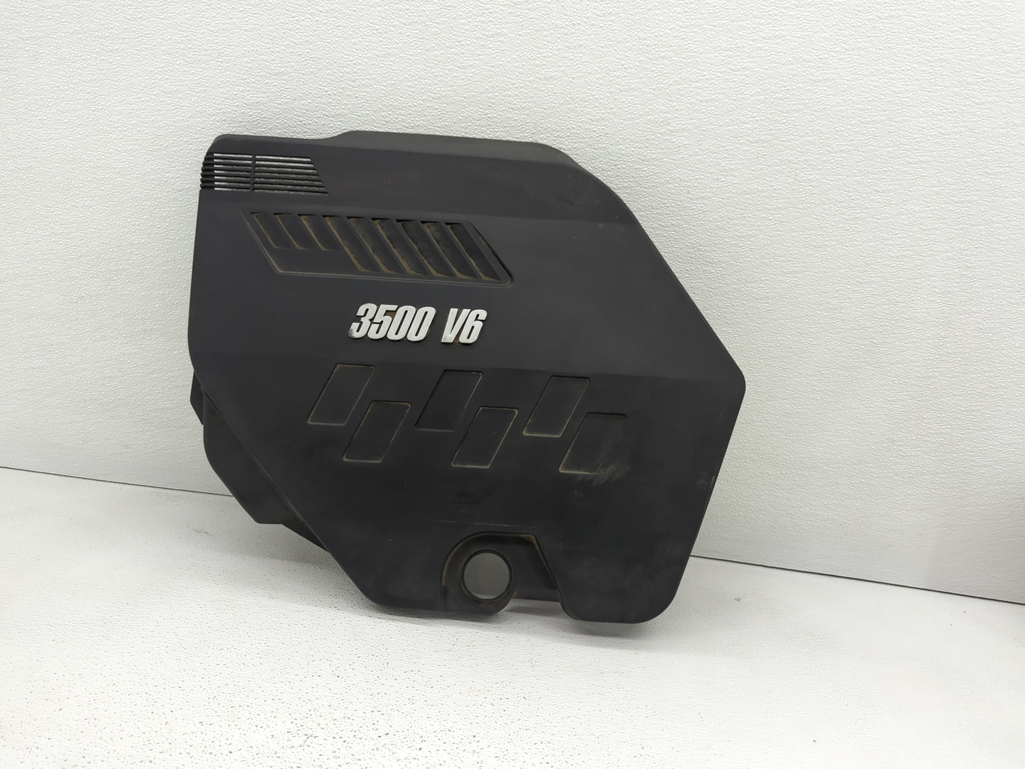2007 Chevrolet Malibu Engine Cover - Oemusedautoparts1.com