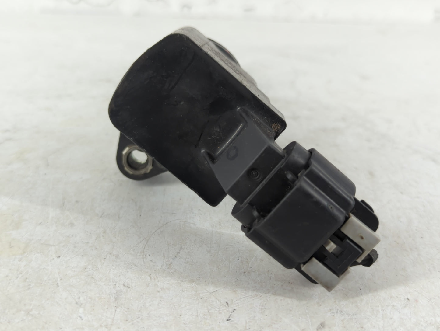 2004-2010 Chevrolet Malibu Ignition Coil Igniter Pack - Oemusedautoparts1.com
