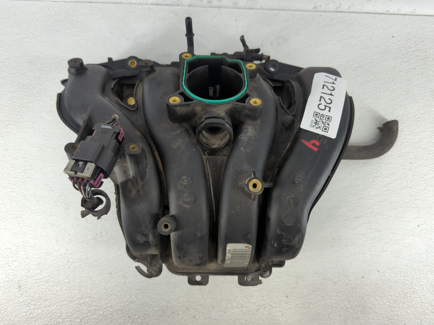 2007-2008 Chevrolet Malibu Air Intake Manifold Fits Fits 2007 2008 OEM Used Auto Parts - Oemusedautoparts1.com