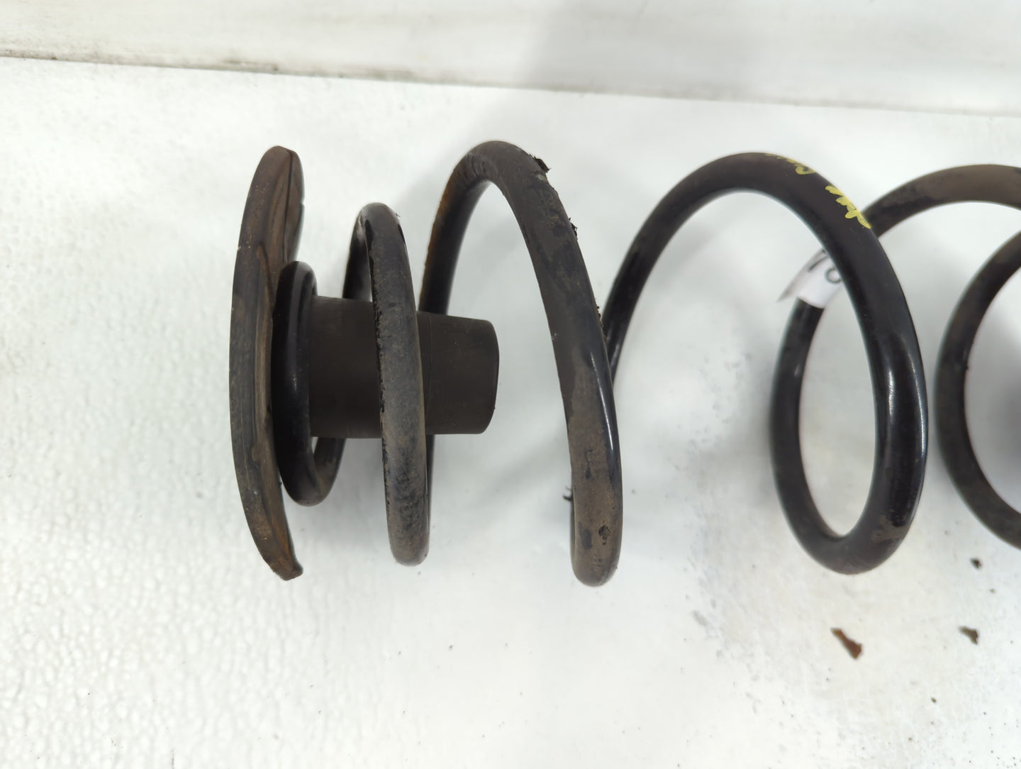 2004-2008 Chevrolet Malibu Passenger Rear Coil / Airspring - Oem - Oemusedautoparts1.com