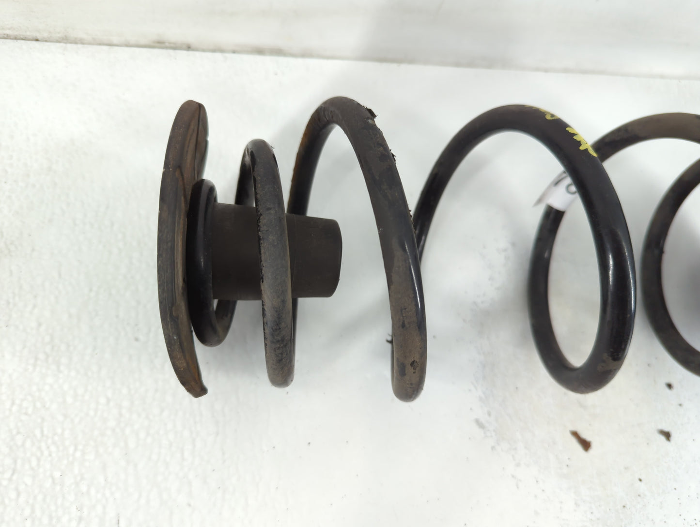 2004-2008 Chevrolet Malibu Passenger Rear Coil / Airspring - Oem - Oemusedautoparts1.com