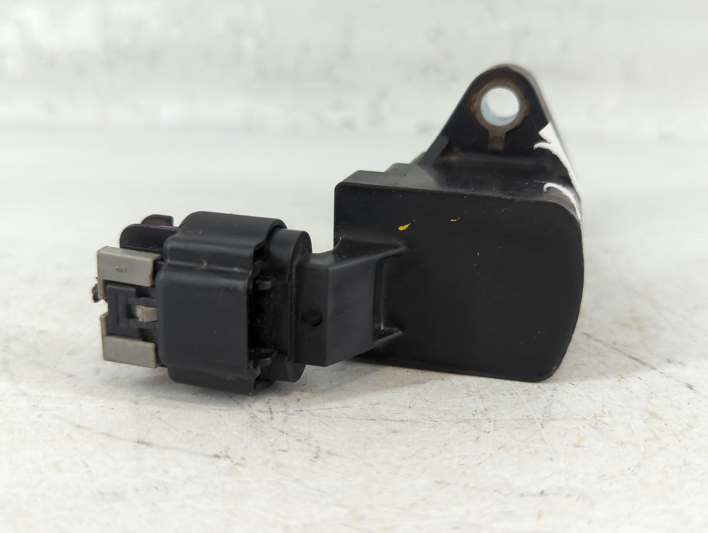 2004-2010 Chevrolet Malibu Ignition Coil Igniter Pack - Oemusedautoparts1.com