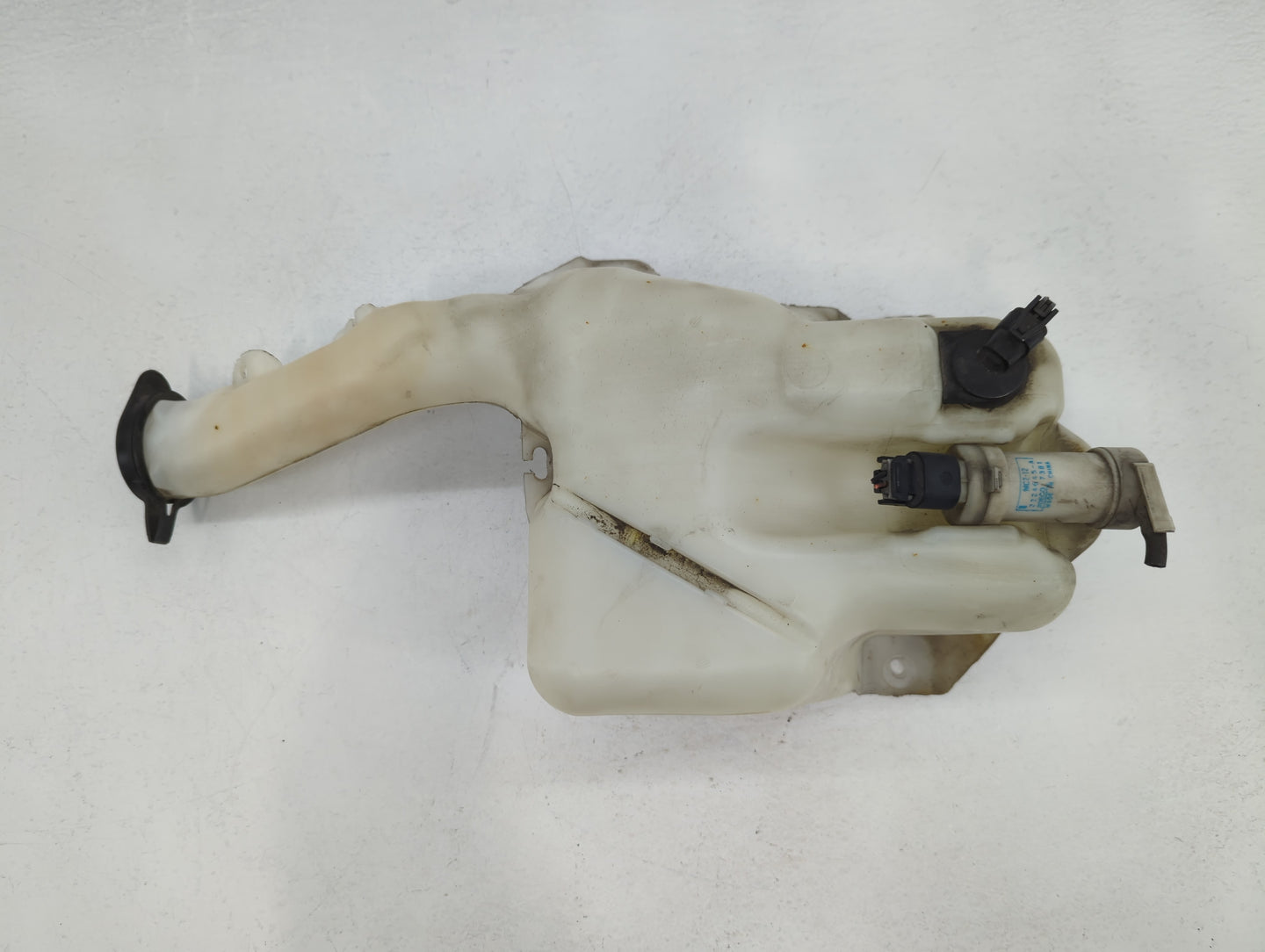 2004-2008 Chevrolet Malibu Windshield Washer Fluid Reservoir Bottle Oem - Oemusedautoparts1.com