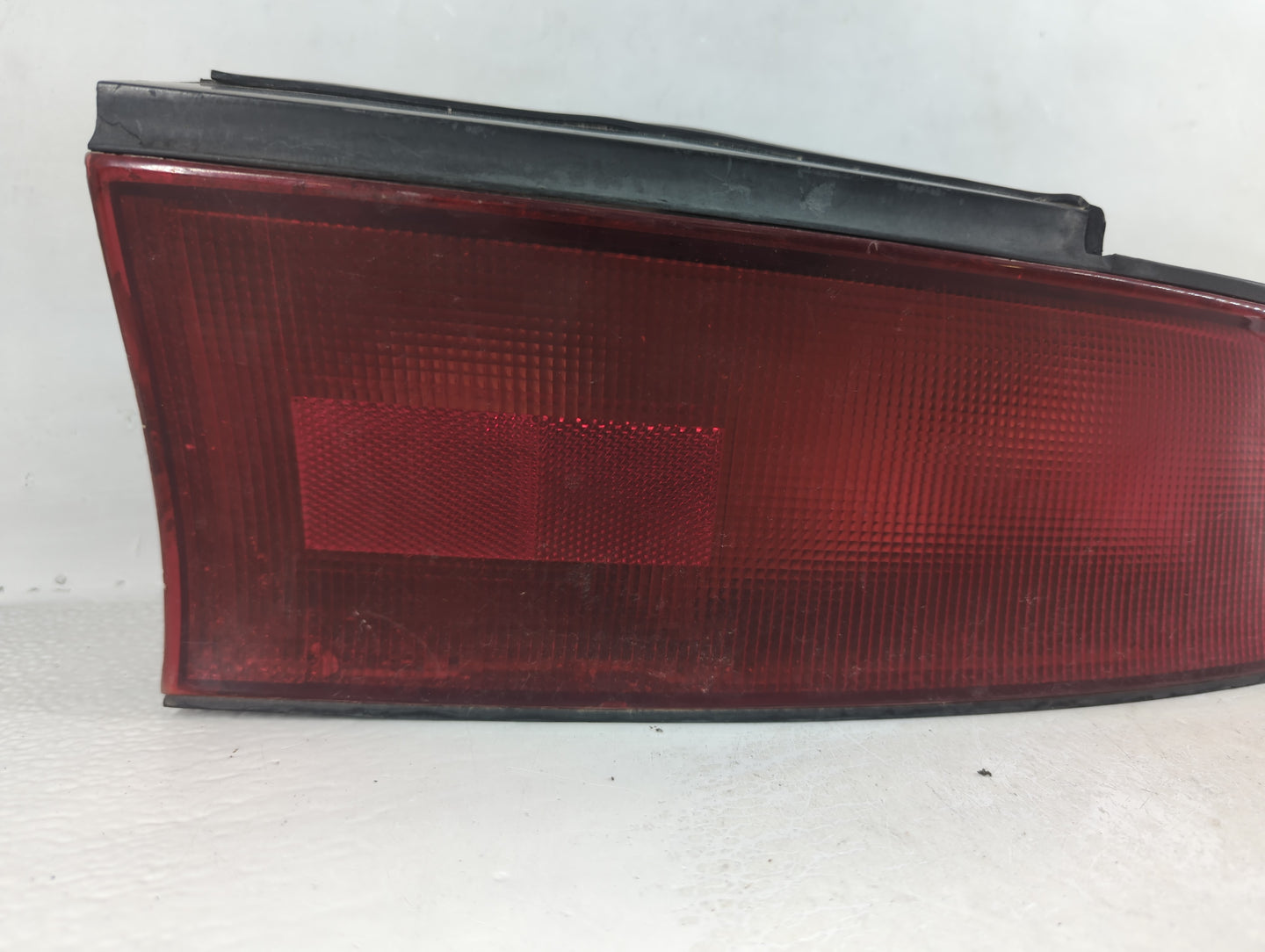 2004-2007 Chevrolet Malibu Tail Light Assembly Driver Left OEM Fits Fits 2004 2005 2006 2007 OEM Used Auto Parts - Oemusedau