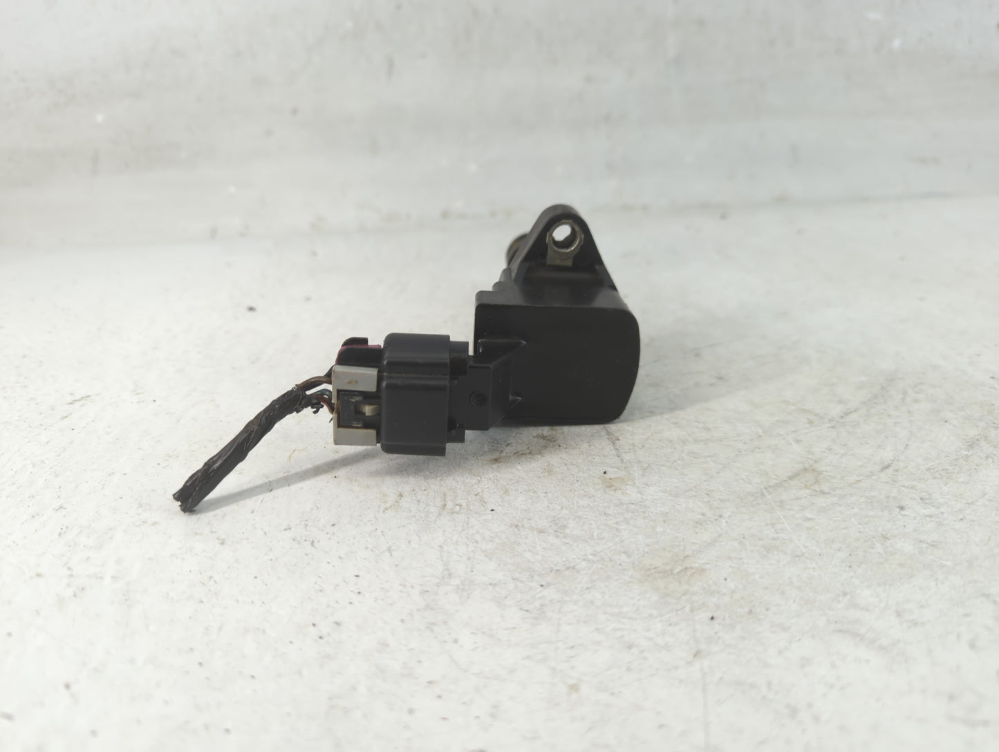 2004-2010 Chevrolet Malibu Ignition Coil Igniter Pack - Oemusedautoparts1.com