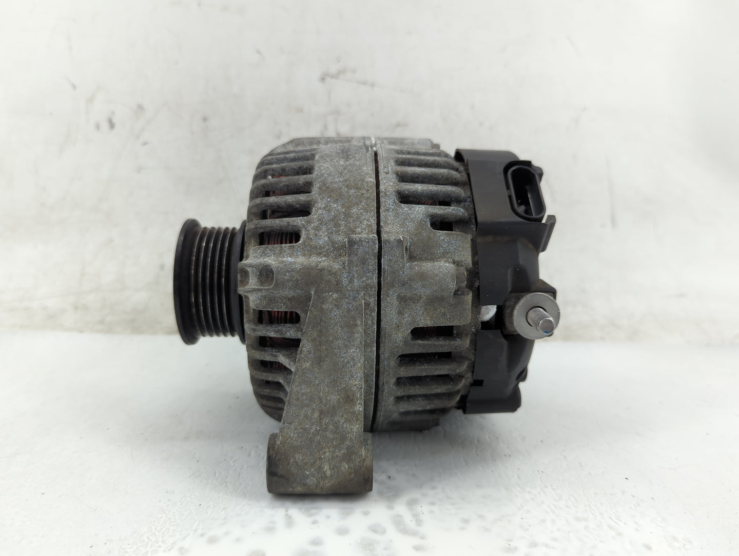 2006-2010 Chevrolet Malibu Alternator Replacement Generator Charging Assembly Engine OEM Fits Fits 2006 2007 2008 2009 2010 