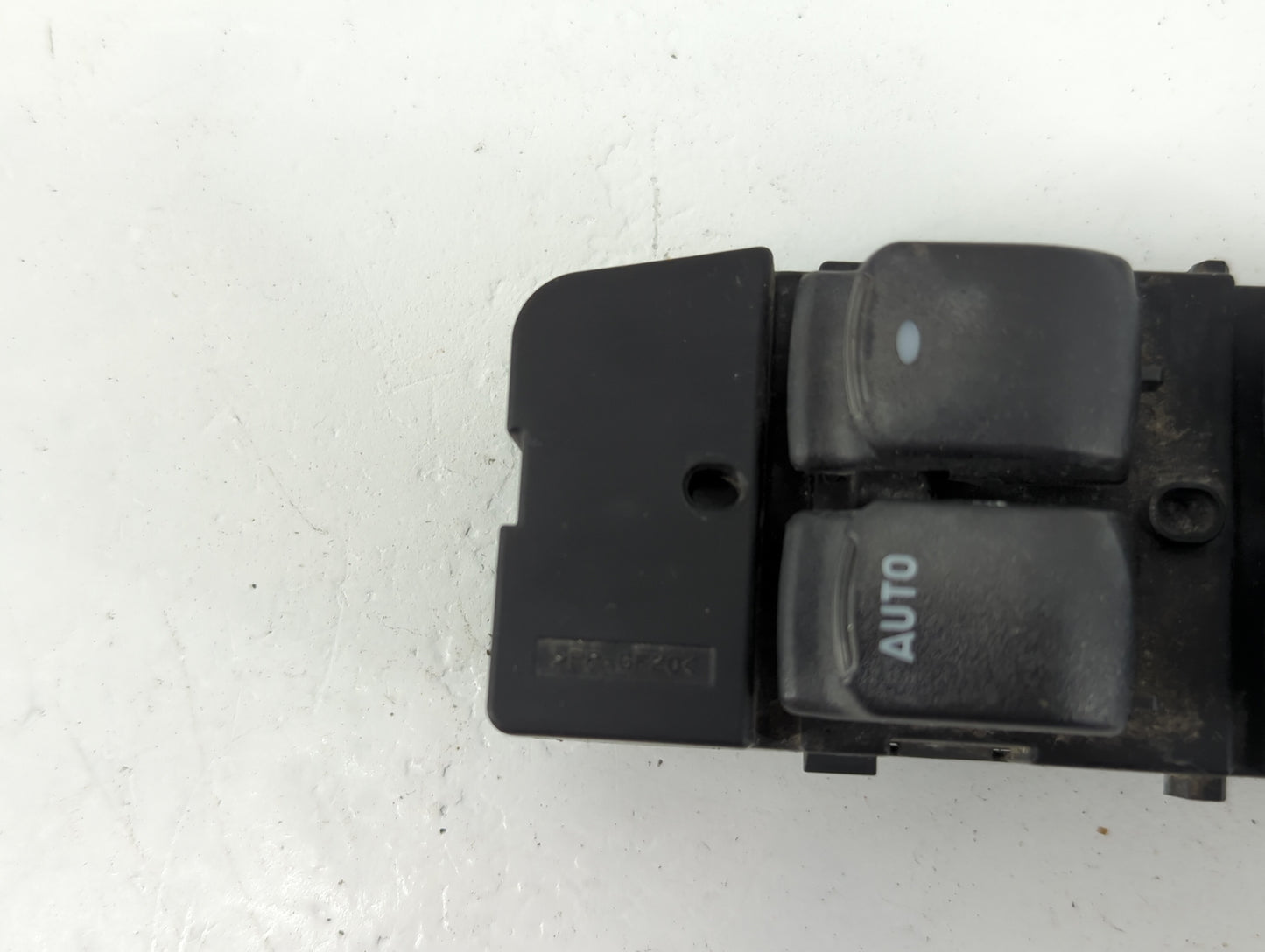 2007 Chevrolet Malibu Master Power Window Switch Replacement Driver Side Left Fits OEM Used Auto Parts - Oemusedautoparts1.c