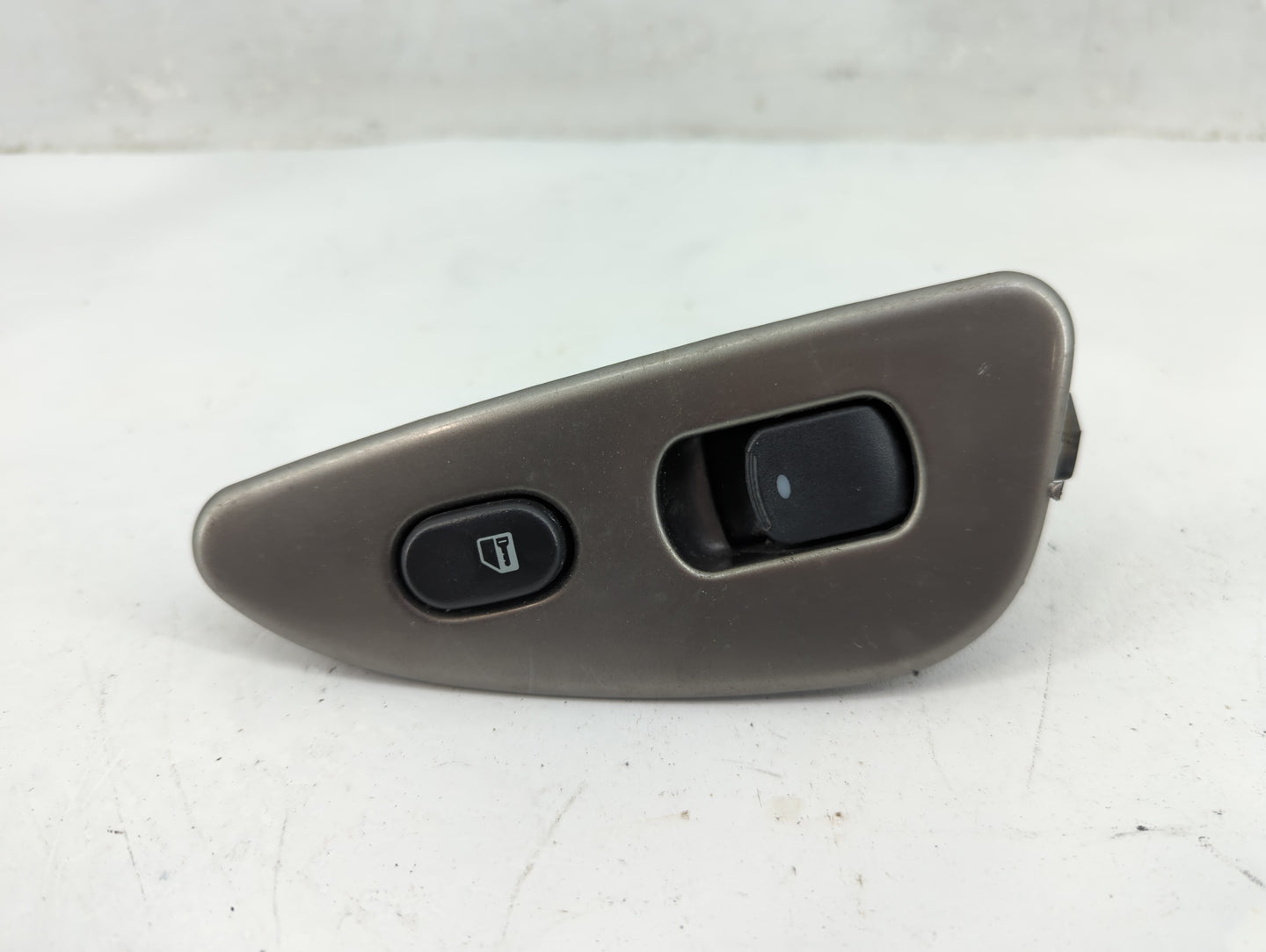 2007 Chevrolet Malibu Master Power Window Switch Replacement Driver Side Left P/N:22626532 Fits OEM Used Auto Parts - Oemuse