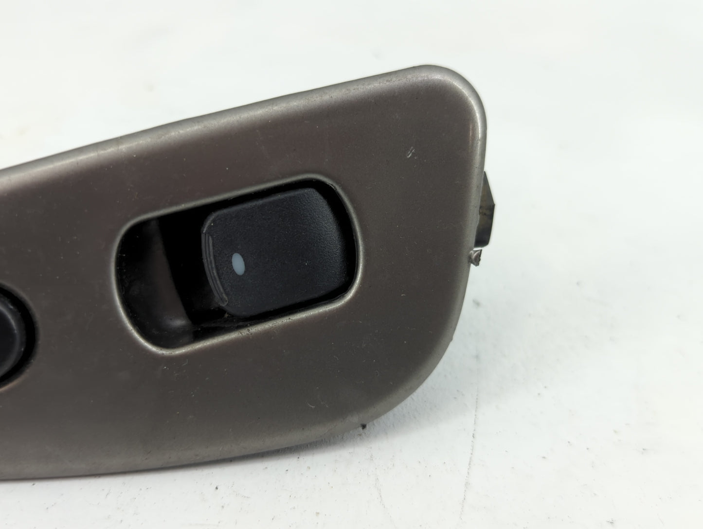 2007 Chevrolet Malibu Master Power Window Switch Replacement Driver Side Left P/N:22626532 Fits OEM Used Auto Parts - Oemuse