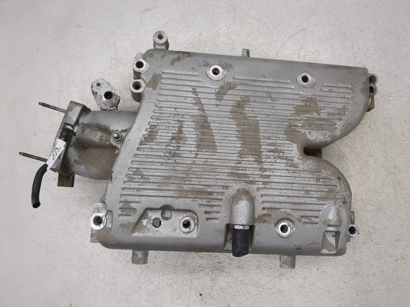 2006-2007 Chevrolet Monte Carlo Air Intake Manifold P/N:12508057 Fits Fits 2006 2007 2008 2009 2010 2011 OEM Used Auto Parts