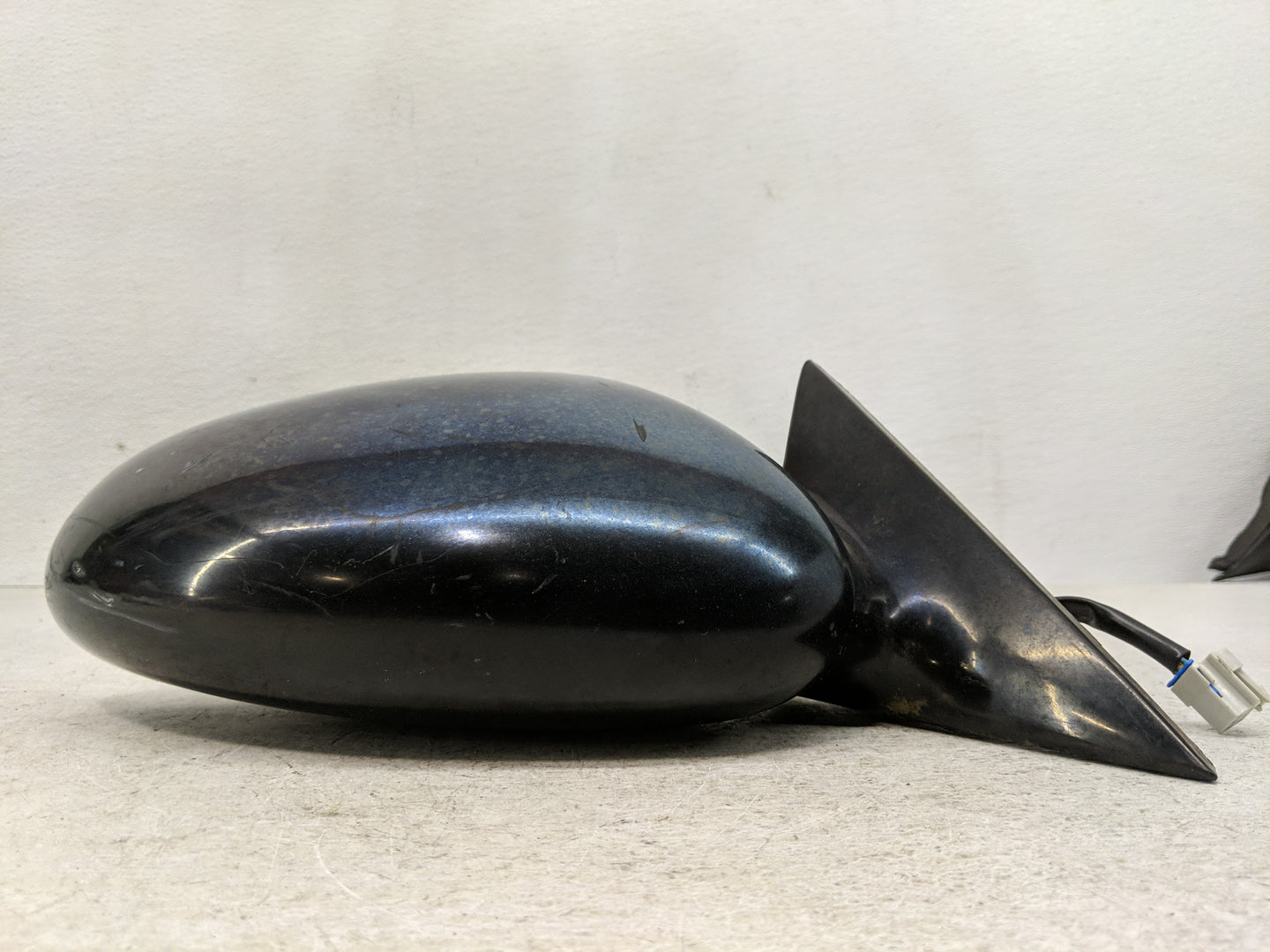 2004-2007 Chevrolet Monte Carlo Passenger Side View Mirror - Right Door Mirror OEM Used - Oemusedautoparts1.com