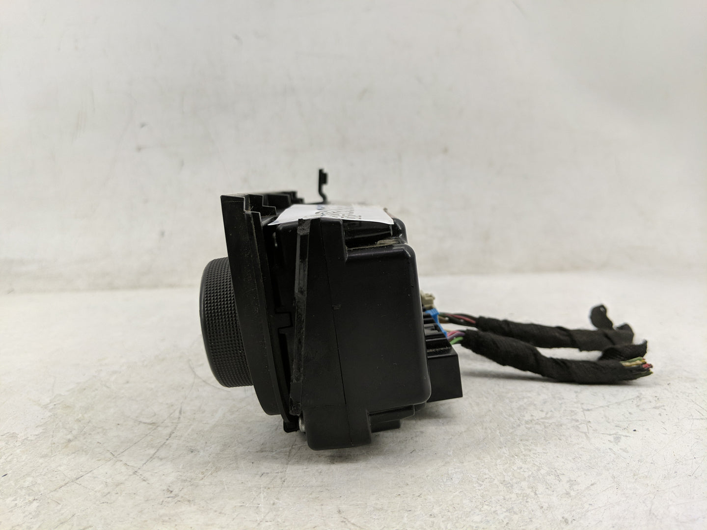 2006-2007 Chevrolet Monte Carlo Climate Control Module Temperature AC/Heater Replacement Fits Fits 2006 2007 2008 2009 2010 