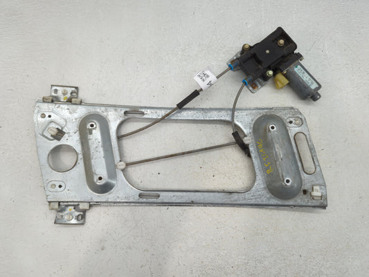 2000-2007 Chevrolet Monte Carlo Window Regulator Passenger Front - Oemusedautoparts1.com