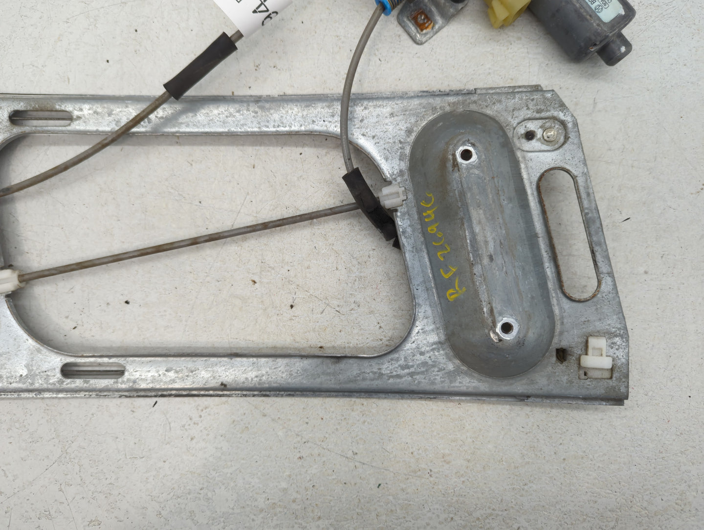 2000-2007 Chevrolet Monte Carlo Window Regulator Passenger Front - Oemusedautoparts1.com