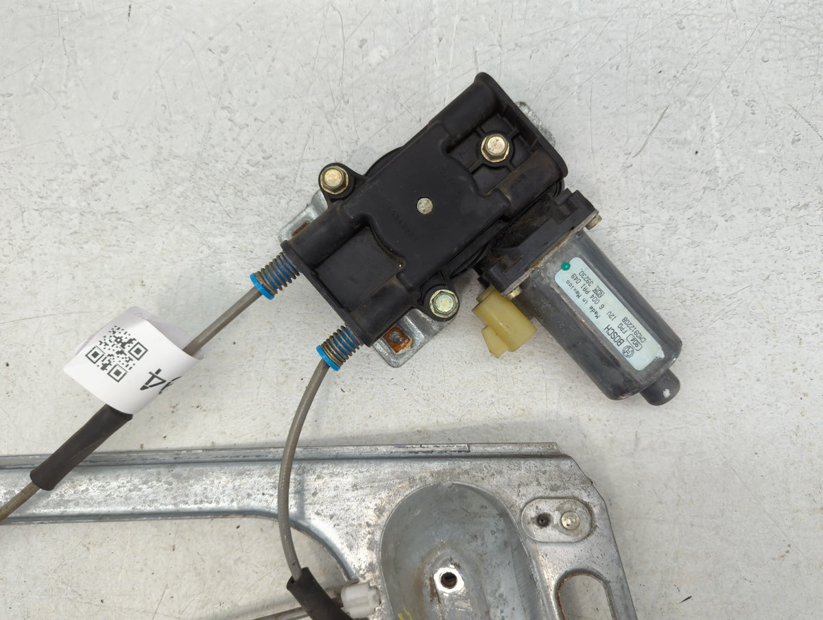 2000-2007 Chevrolet Monte Carlo Used Window Regulator Passenger Front 778094 - Oemusedautoparts1.com
