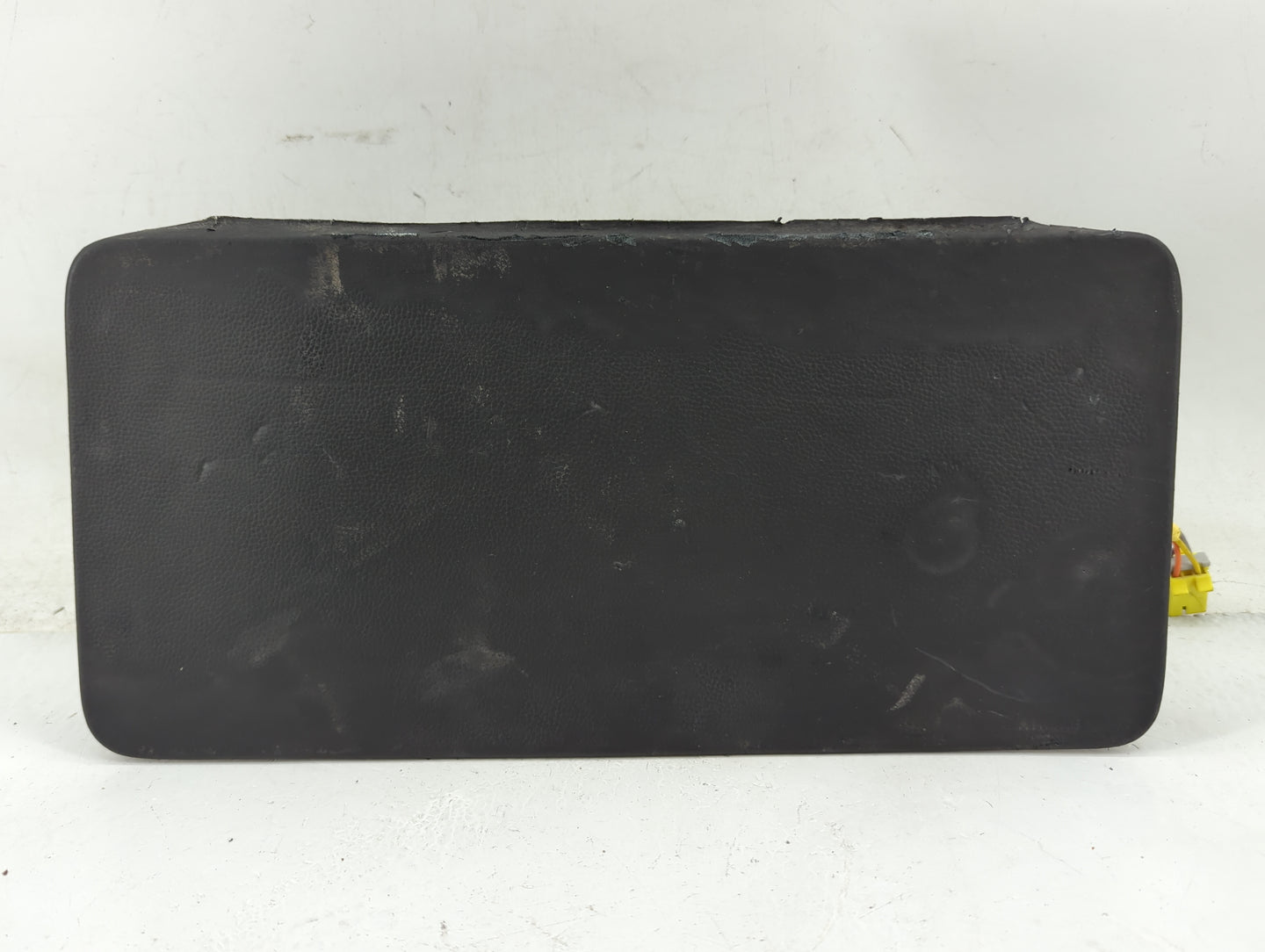 2005-2007 Chevrolet Silverado Air Bag Passenger Right Dashboard OEM P/N:15852398 Fits Fits 2005 2006 2007 OEM Used Auto Part