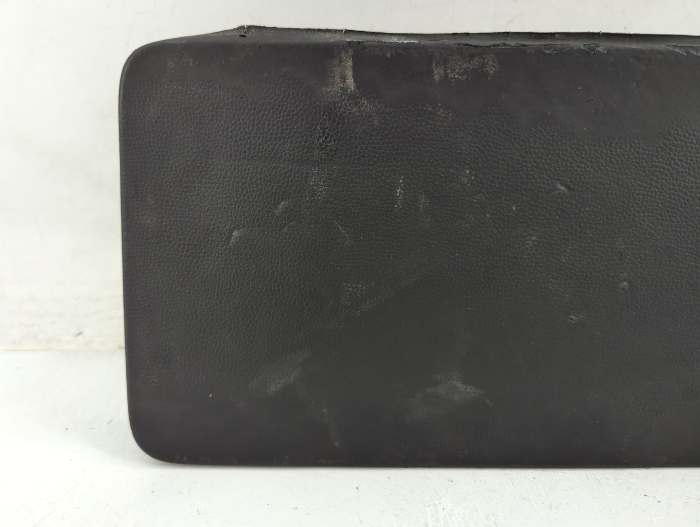 2005-2007 Chevrolet Silverado Air Bag Passenger Right Dashboard OEM P/N:15852398 Fits Fits 2005 2006 2007 OEM Used Auto Part