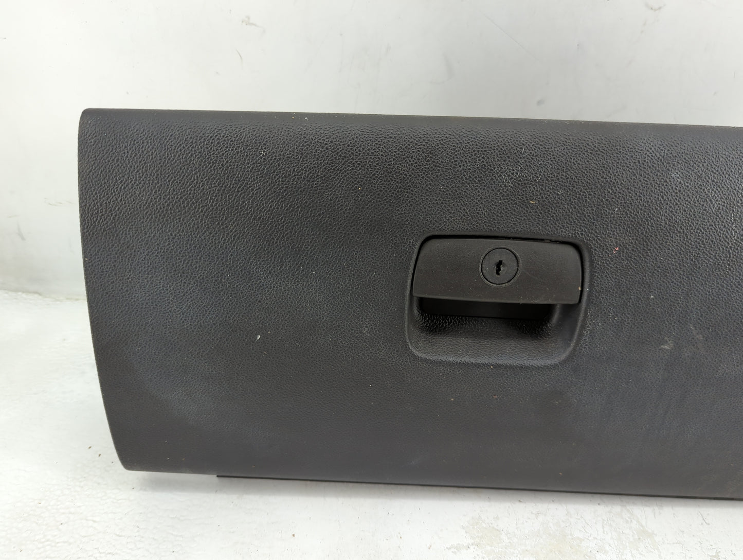 2007 Chevrolet Silverado Passenger Glove Box Door Storage Compartment - Oemusedautoparts1.com