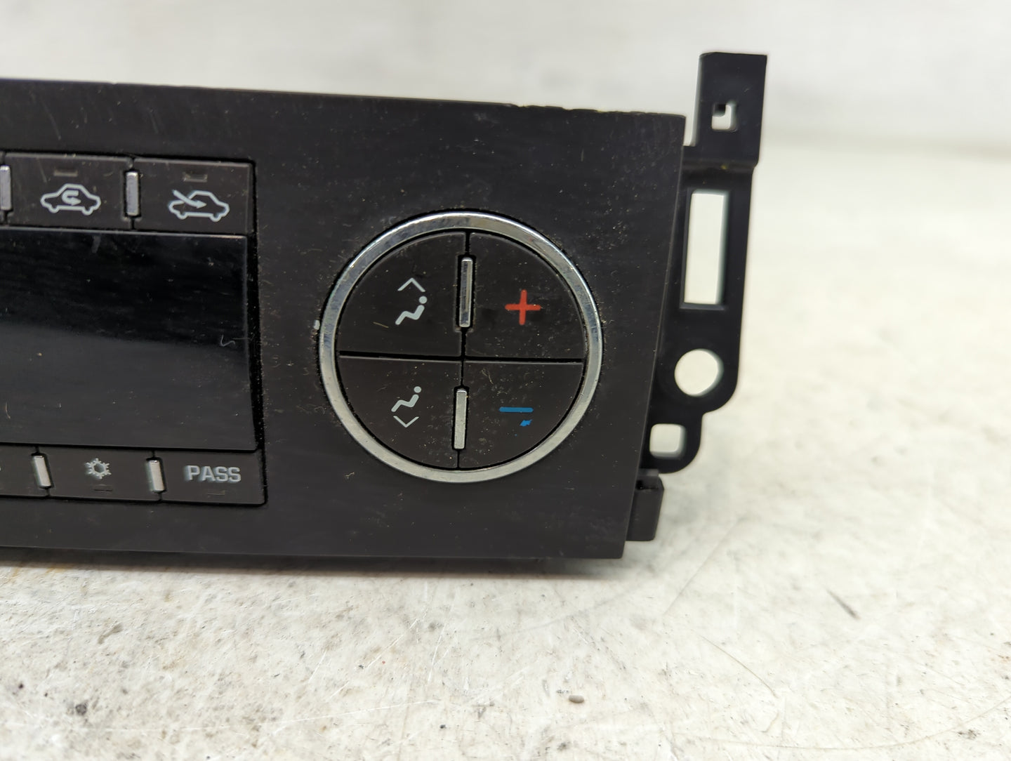 2005-2007 Chevrolet Silverado Climate Control Module Temperature AC/Heater Replacement P/N:25869948 Fits Fits 2005 2006 2007