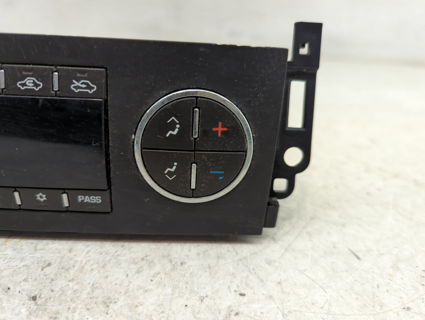 2005-2007 Chevrolet Silverado Climate Control Module Temperature AC/Heater Replacement P/N:25869948 Fits Fits 2005 2006 2007