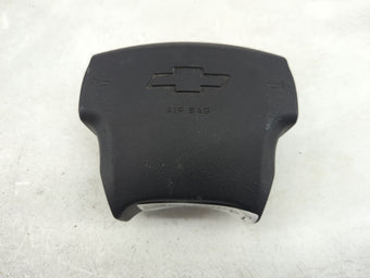 compare product 2007 Chevrolet Silverado Air Bag Driver Left Steering Wheel Mounted P/N:AB8212Q1GY0Q3B 16869416 Fits OEM Used Auto Parts