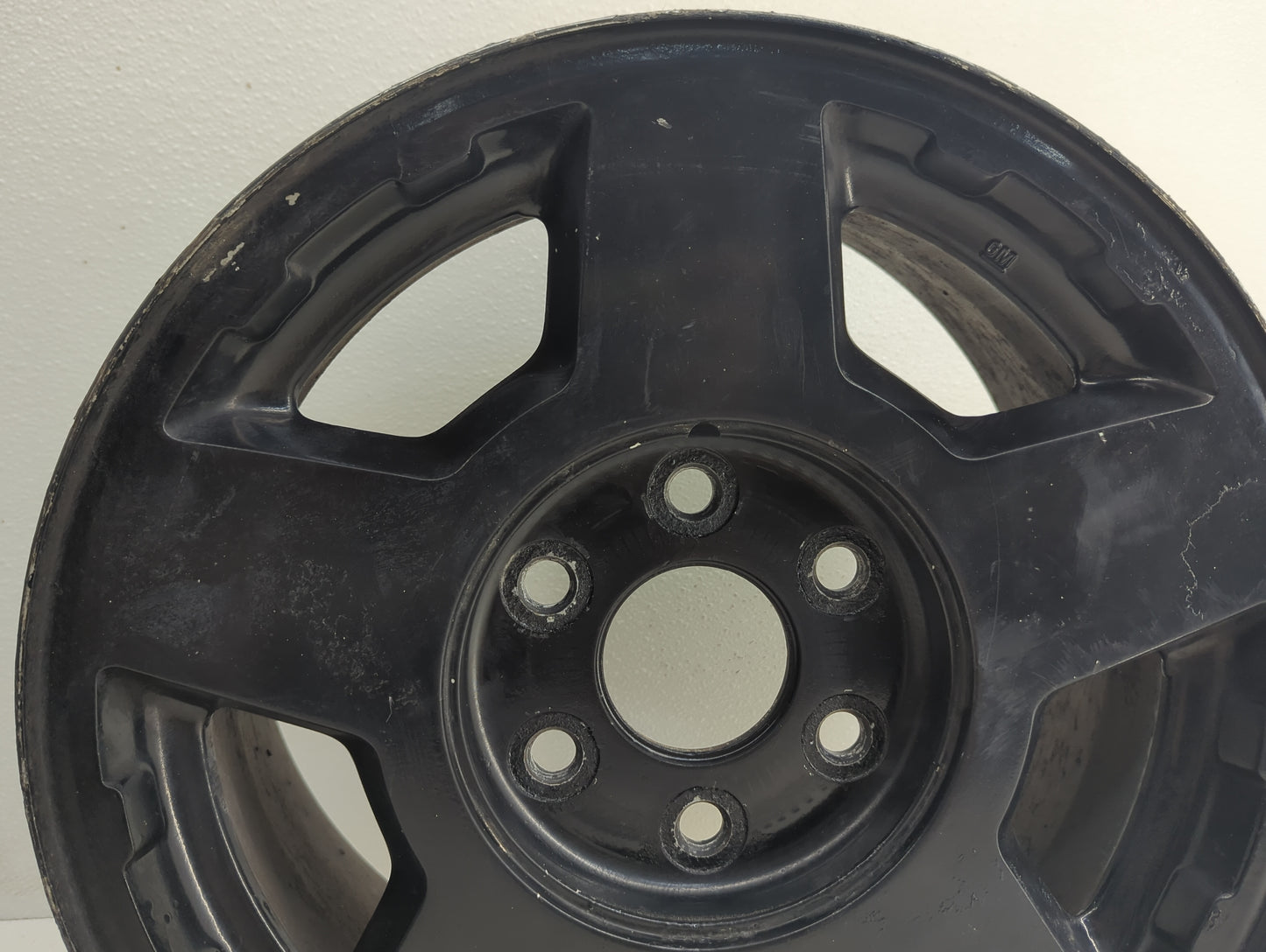 2004-2007 Chevrolet Silverado 1500 Oem Wheel Rim 1092833 - Oemusedautoparts1.com