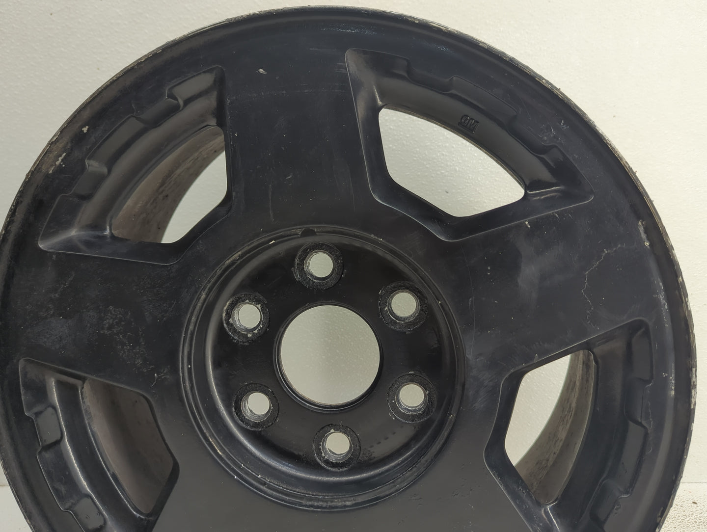 2004-2007 Chevrolet Silverado 1500 Oem Wheel Rim 1092833 - Oemusedautoparts1.com
