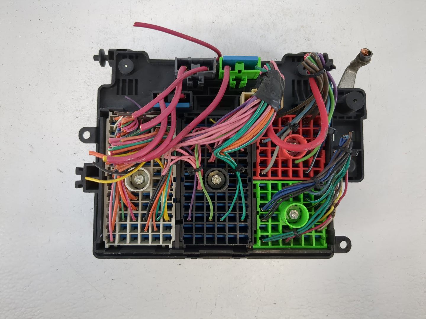 2006-2007 Chevrolet Silverado 1500 Fusebox Fuse Box Panel Relay Module P/N:15139209 Fits Fits 2006 2007 OEM Used Auto Parts 