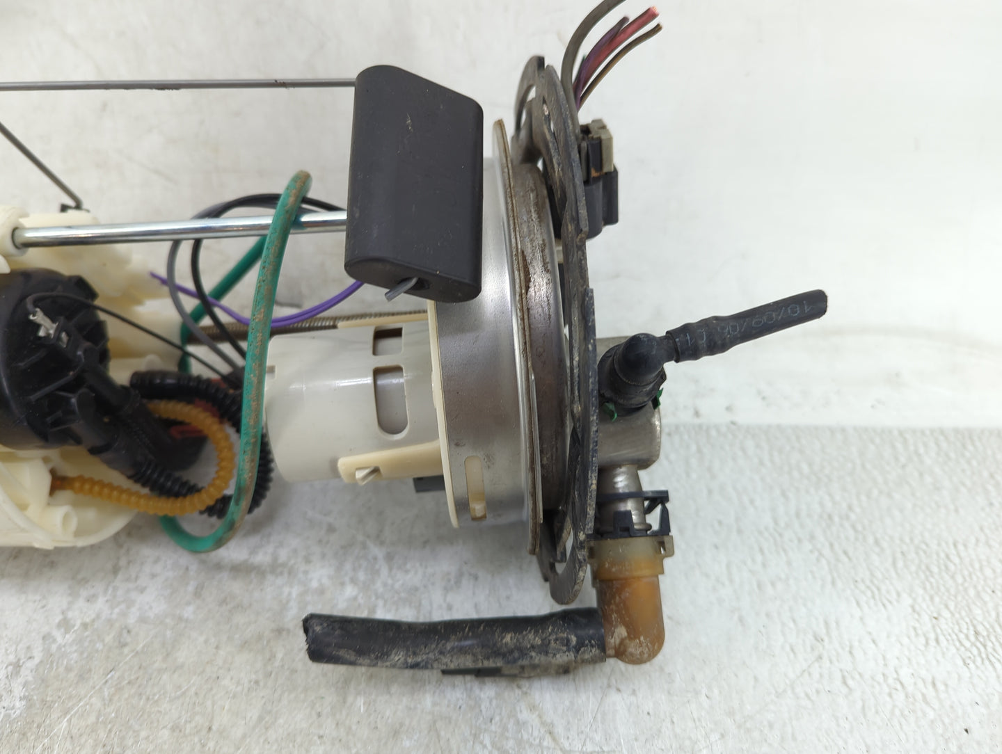2007-2008 Chevrolet Silverado 1500 Electrical Gas Fuel Pump Assembly - Oemusedautoparts1.com