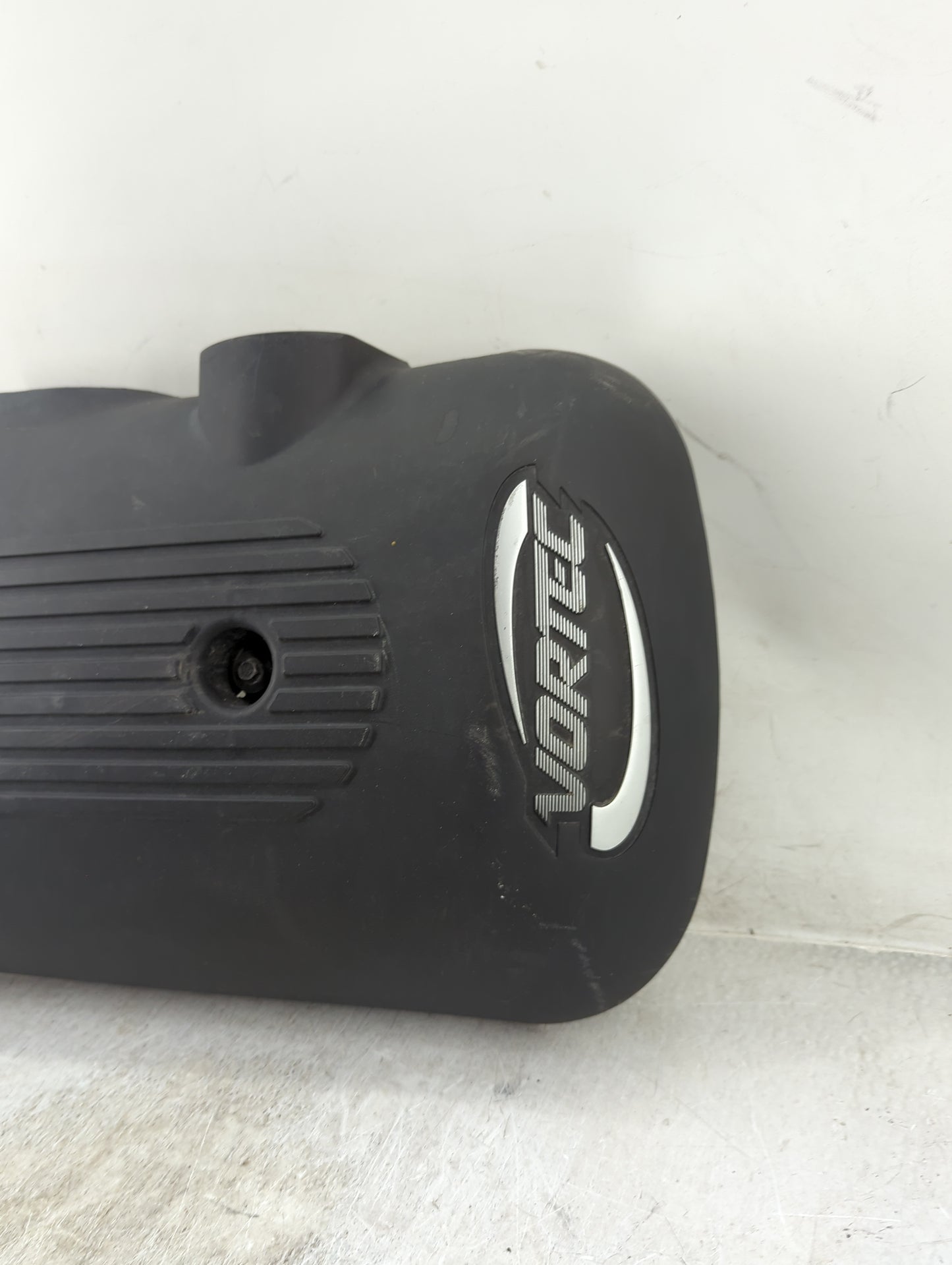 2007 Chevrolet Silverado 1500 Engine Cover - Oemusedautoparts1.com