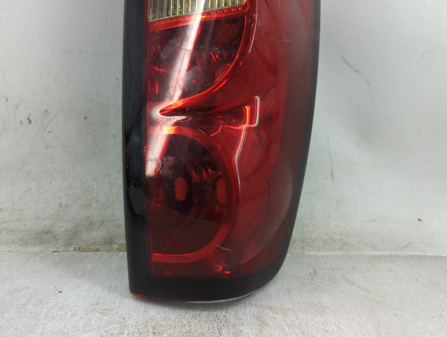 2007 Chevrolet Silverado 1500 Tail Light Assembly Driver Left OEM P/N:15844157 Fits OEM Used Auto Parts - Oemusedautoparts1.