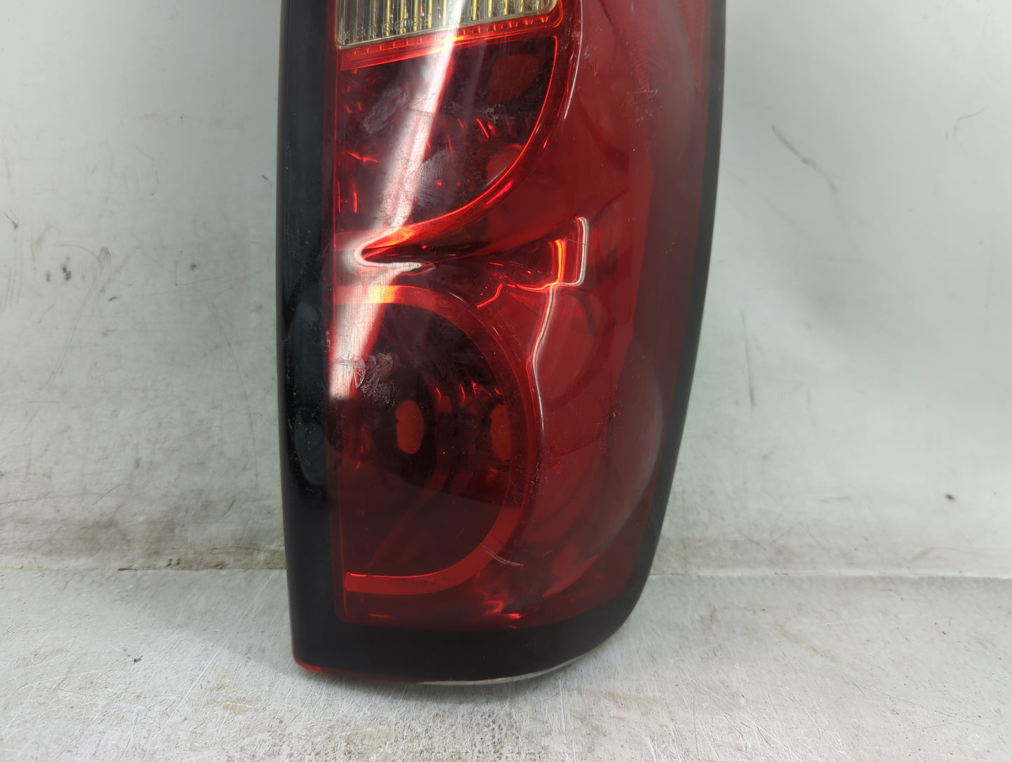 2007 Chevrolet Silverado 1500 Tail Light Assembly Driver Left OEM P/N:15844157 Fits OEM Used Auto Parts - Oemusedautoparts1.