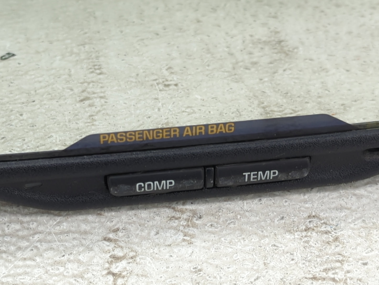 2007 Chevrolet Silverado 1500 Interior Rear View Mirror Replacement OEM Fits OEM Used Auto Parts - Oemusedautoparts1.com