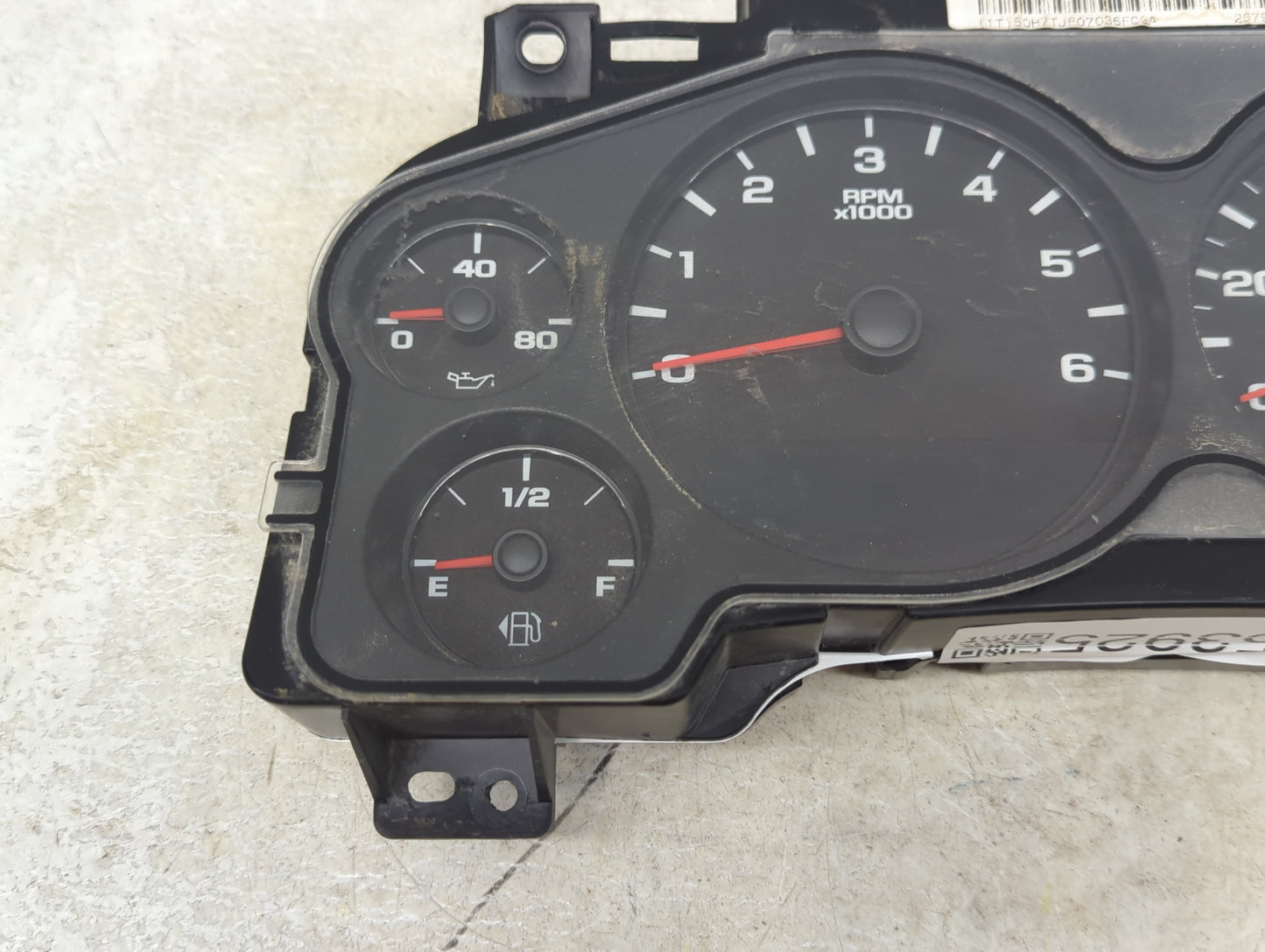 2007 Chevrolet Silverado 1500 Instrument Cluster Speedometer Gauges P/N:25799570 28081460, 6031531 Miles: Fits OEM Used Auto