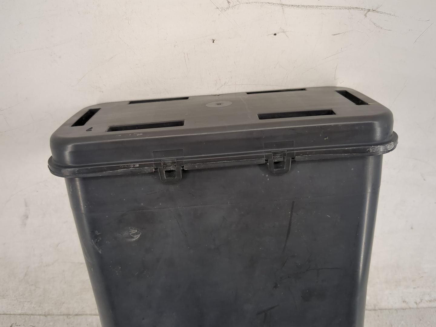 2007 Chevrolet Silverado 1500 Fuel Vapor Charcoal Canister 1459699 - Oemusedautoparts1.com