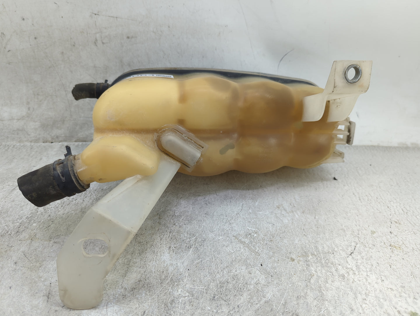 2007 Silverado 1500 Radiator Coolant Overflow Expansion Tank Bottle - Oemusedautoparts1.com