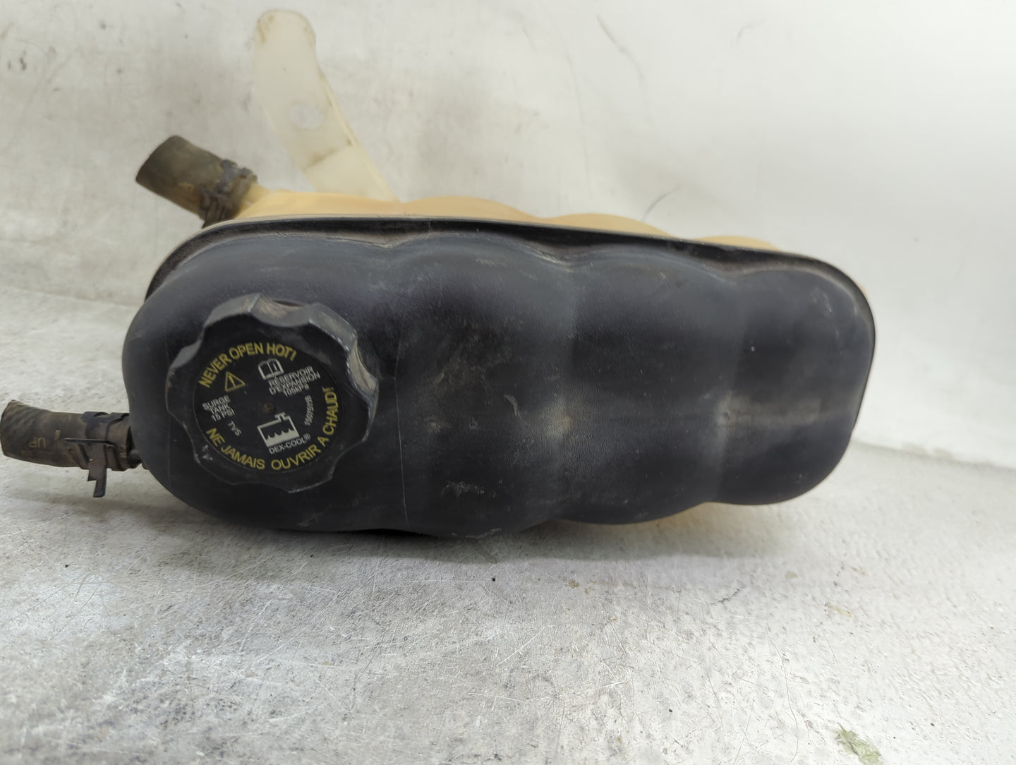 2007 Silverado 1500 Radiator Coolant Overflow Expansion Tank Bottle - Oemusedautoparts1.com