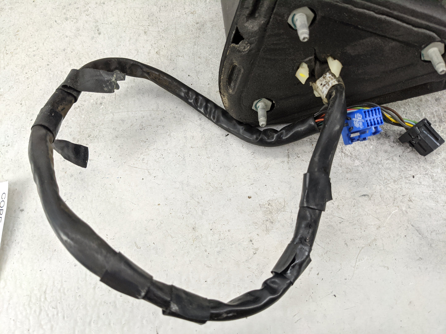 2007 Chevrolet Silverado 1500 Driver Side View Mirror - Left Door Mirror OEM Used - Oemusedautoparts1.com