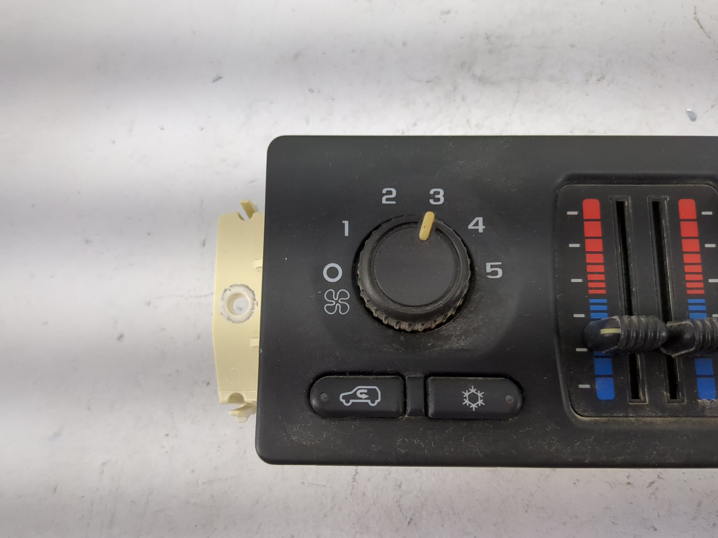 2005-2007 Chevrolet Silverado 1500 Climate Control Module Temperature AC/Heater Replacement P/N:15832315 Fits Fits 2005 2006