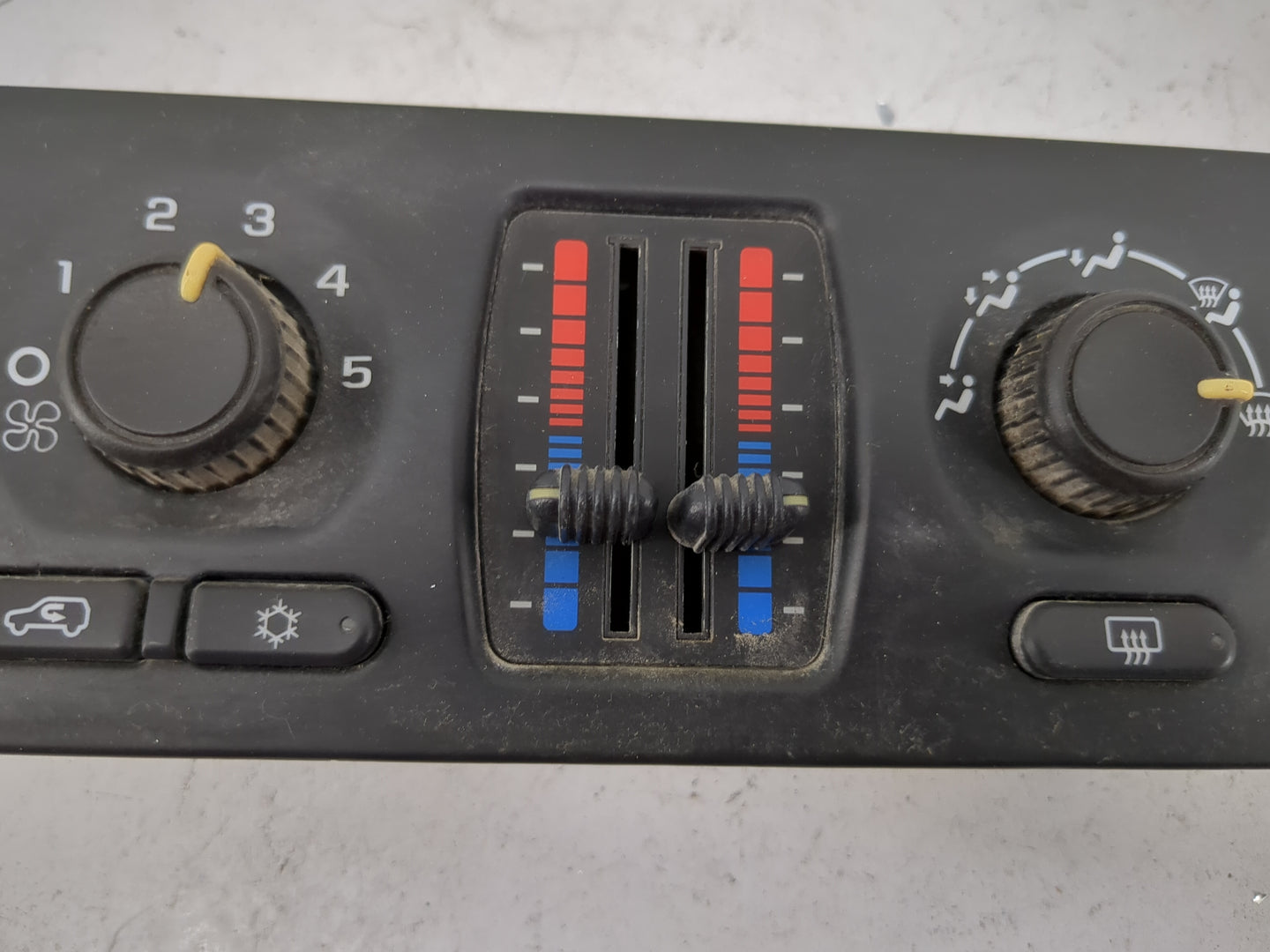 2005-2007 Chevrolet Silverado 1500 Climate Control Module Temperature AC/Heater Replacement P/N:15832315 Fits Fits 2005 2006