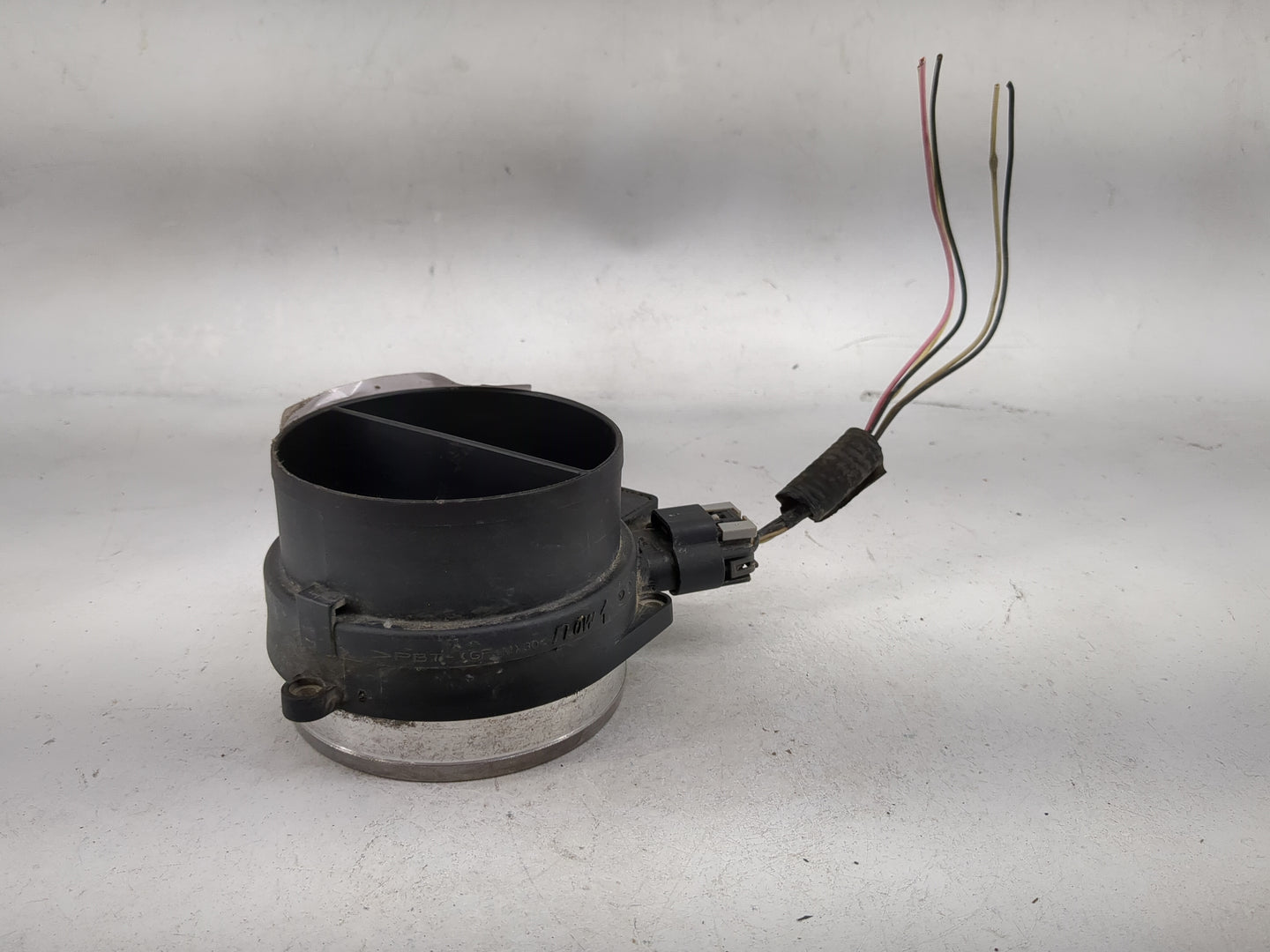1999-2007 Chevrolet Silverado 1500 Mass Air Flow Meter Maf 1478954 - Oemusedautoparts1.com