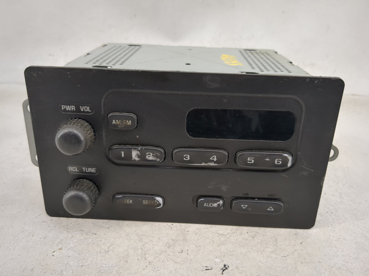 2003-2007 Chevrolet Silverado 1500 Radio AM FM Cd Player Receiver Replacement P/N:12244369 15131157 Fits OEM Used Auto Parts