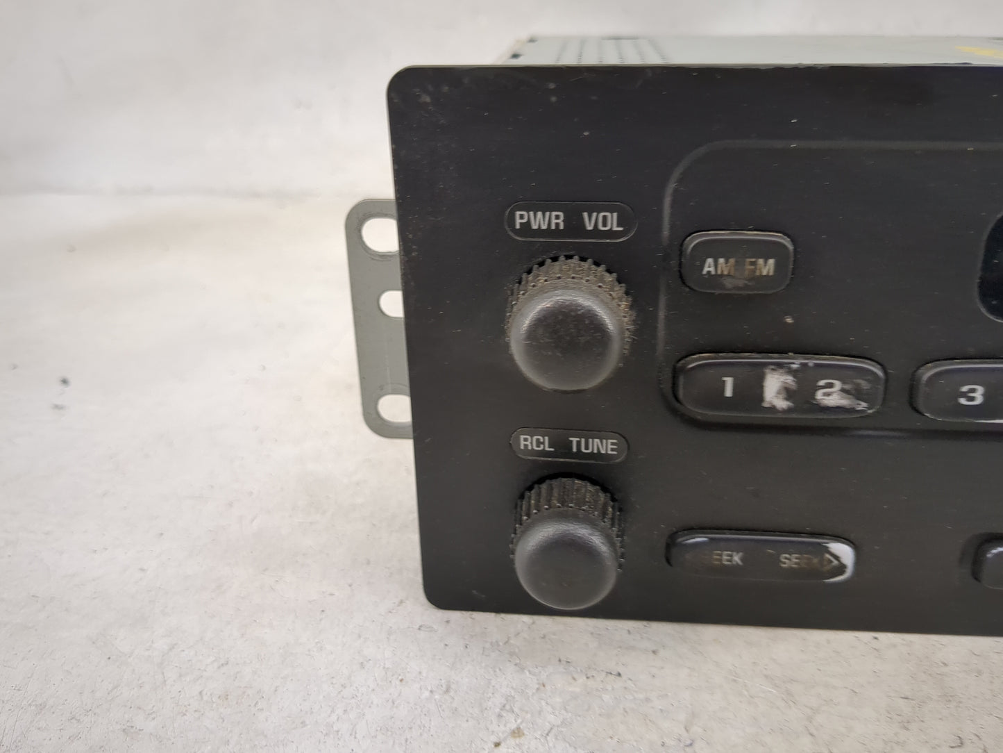 2003-2007 Chevrolet Silverado 1500 Radio AM FM Cd Player Receiver Replacement P/N:12244369 15131157 Fits OEM Used Auto Parts