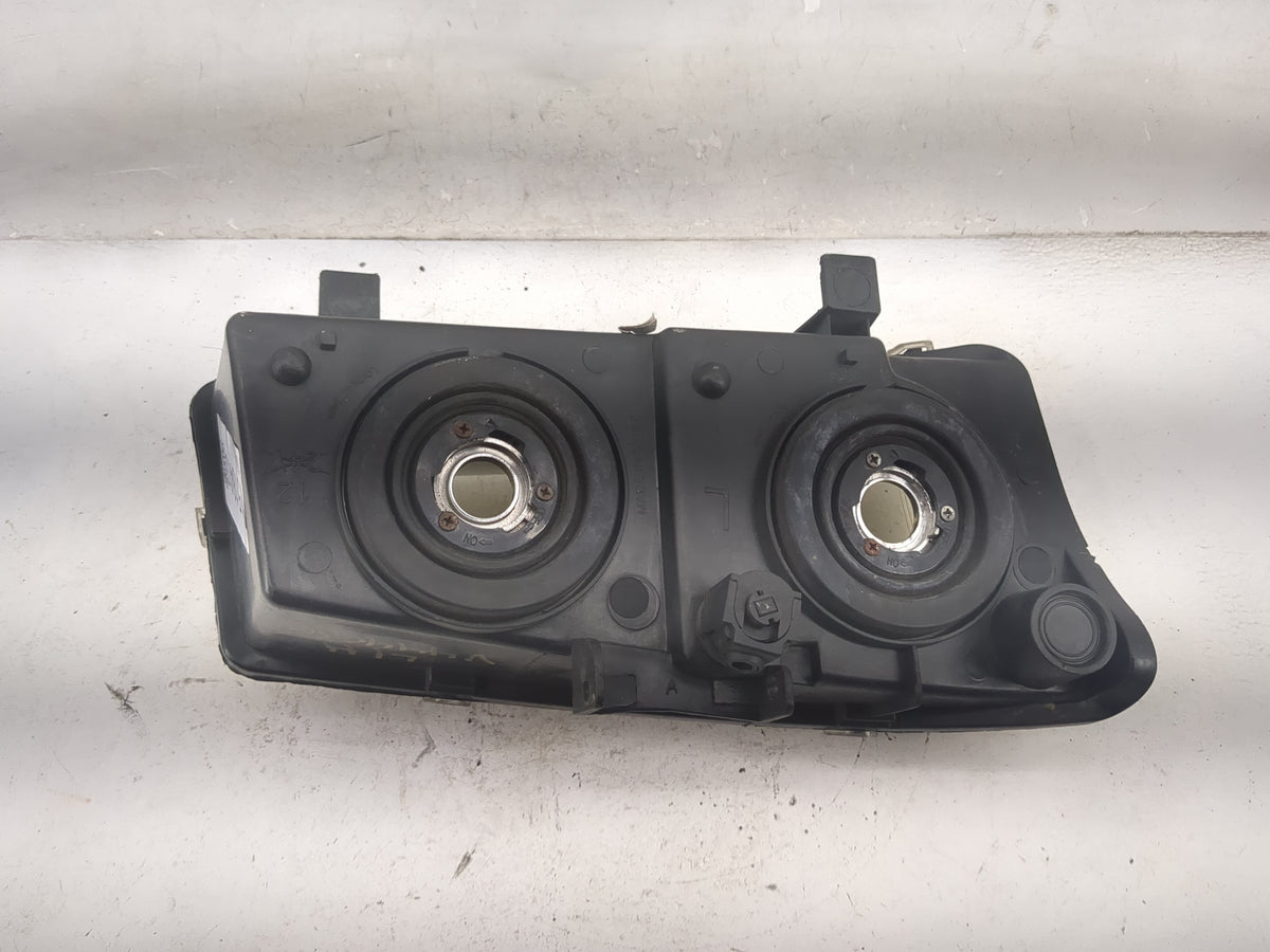 2005 Chevrolet Silverado 1500 Driver Left Oem Head Light Headlight Lamp 1518413 - Oemusedautoparts1.com
