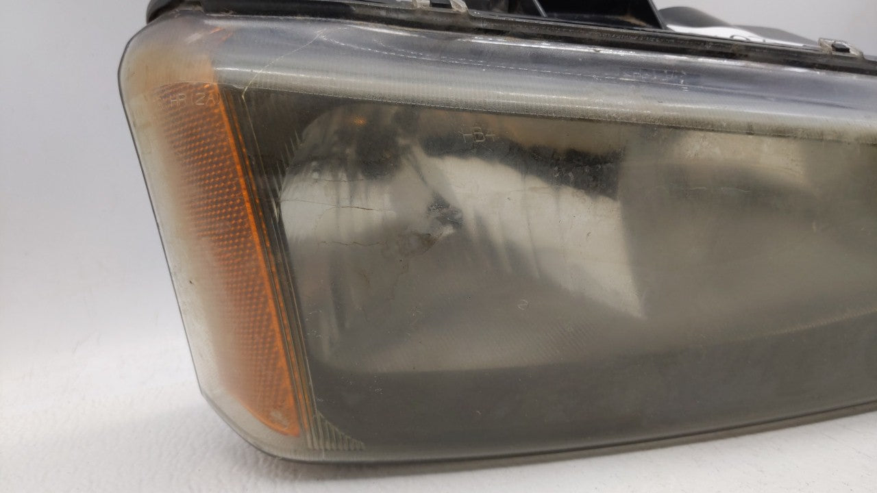 2005 Silverado 1500 Passenger Right Oem Head Light Headlight Lamp - Oemusedautoparts1.com
