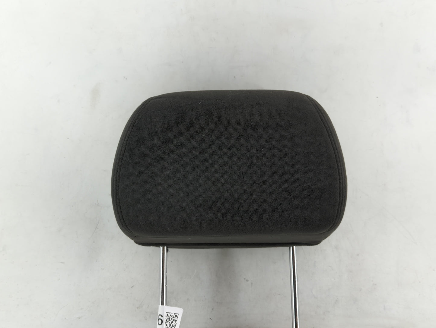 2003-2007 Chevrolet Silverado 1500 Headrest Head Rest Rear Center Seat Fits Fits 2003 2004 2005 2006 2007 OEM Used Auto Part