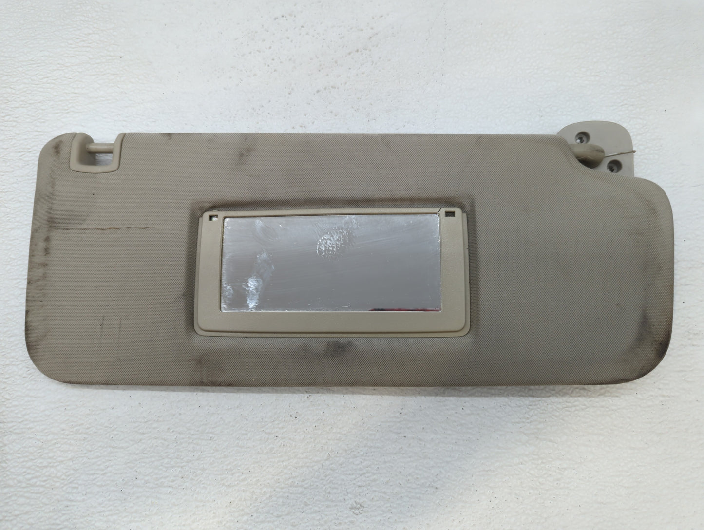 2007-2013 Chevrolet Silverado 1500 Sun Visor Shade Replacement Passenger Right Mirror Fits OEM Used Auto Parts - Oemusedauto