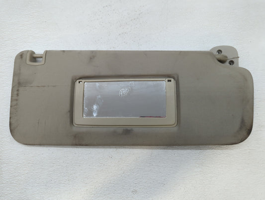 2007-2013 Chevrolet Silverado 1500 Sun Visor Shade Replacement Passenger Right Mirror Fits OEM Used Auto Parts - Oemusedauto
